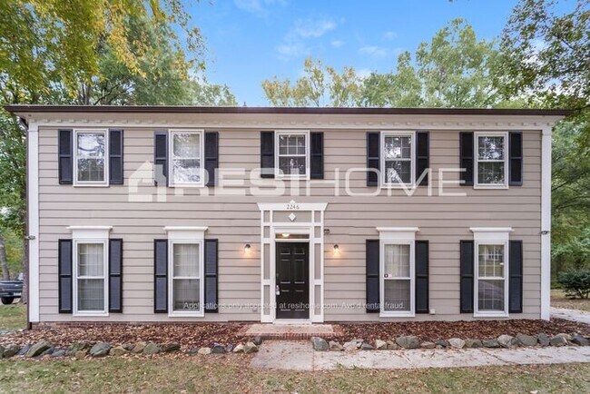 Building Photo - "Welcome Home! Get 1 month FREE RENT when ...