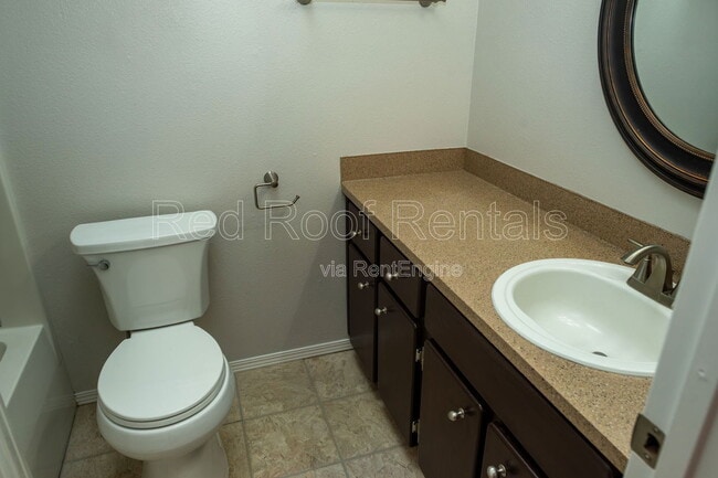 Building Photo - 916 197th St Ct E