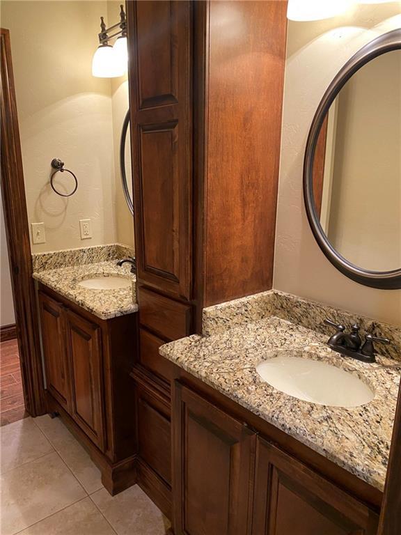 Building Photo - 2817 Marigold Ln