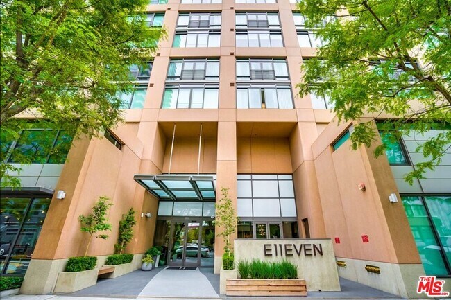 Building Photo - 1111 S Grand Ave