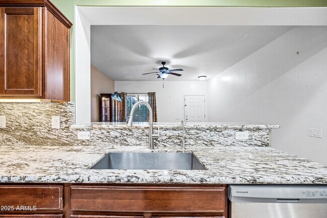 Building Photo - 2236 W Davis Rd