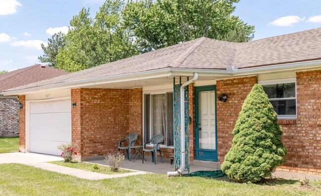 Building Photo - 4017 Caprice Rd