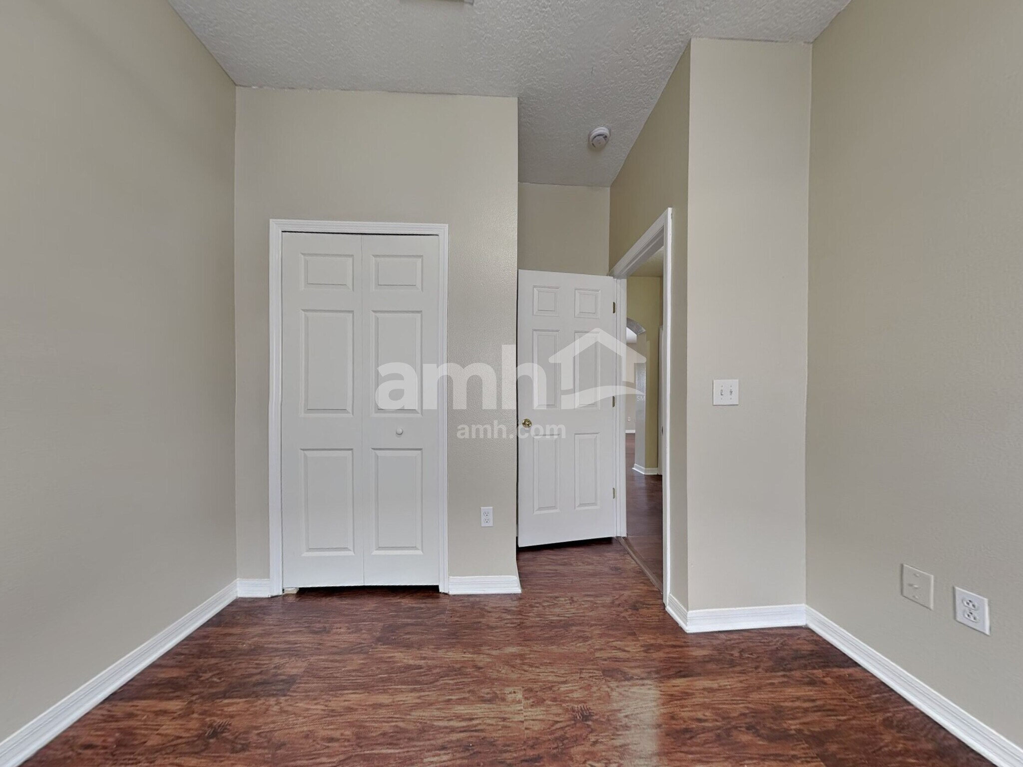 Building Photo - 25702 Aldus Dr