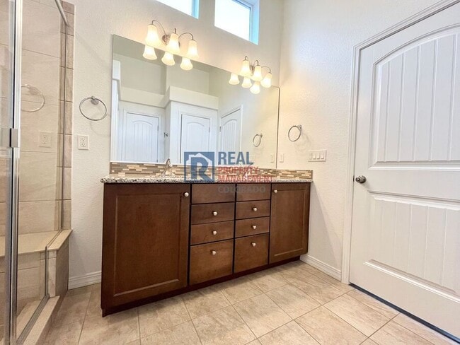 Building Photo - 10831 Fossil Dust Dr