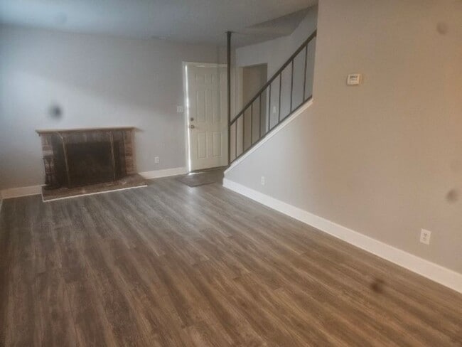 Building Photo - ro19300 Mountain Meadow South