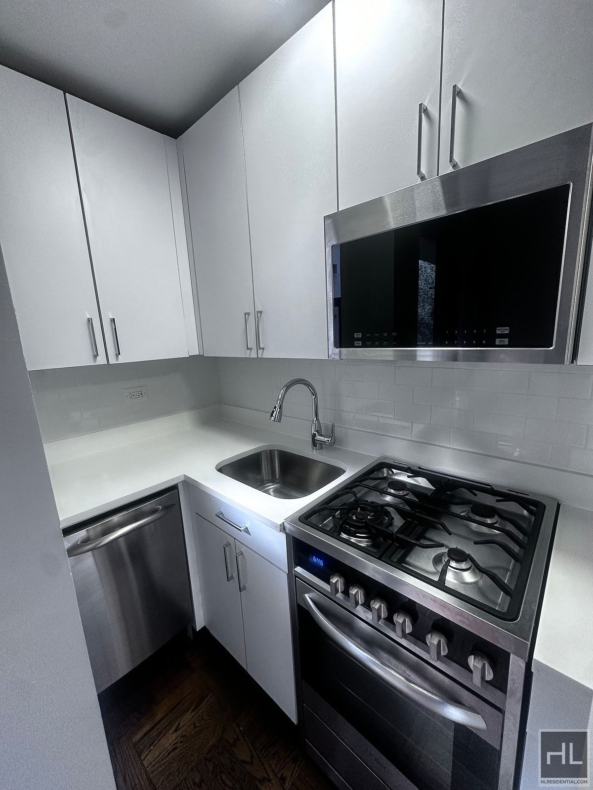 Building Photo - EAST 35 STREET