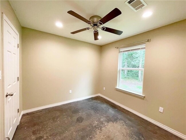 Building Photo - 72194 Formosa Dr