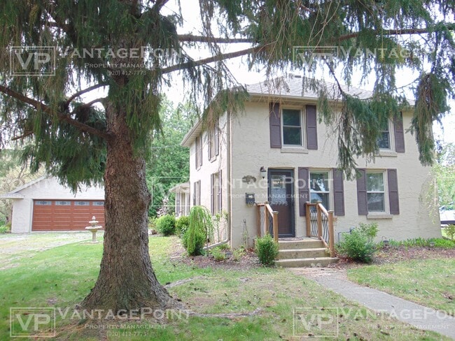Primary Photo - 1429 Dousman St