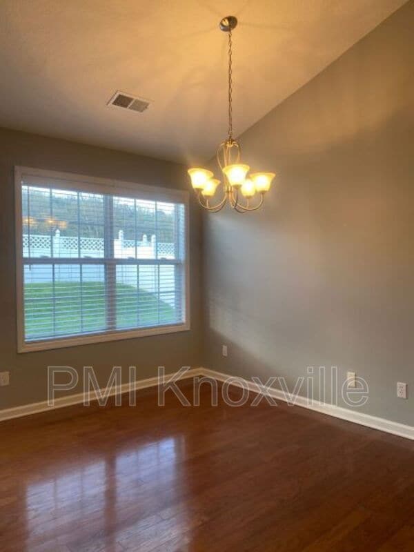 Building Photo - 8106 Gate Keeper Way