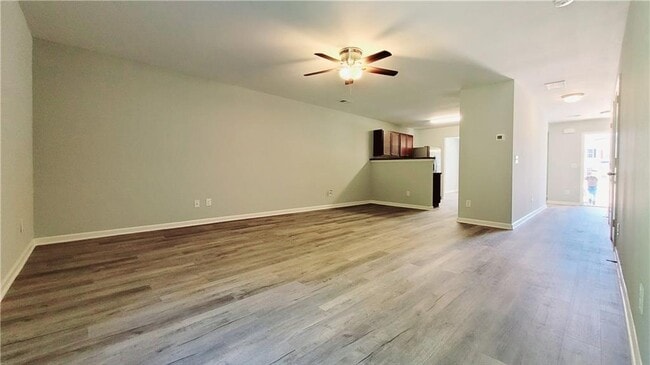 Building Photo - 2566 Piering Dr