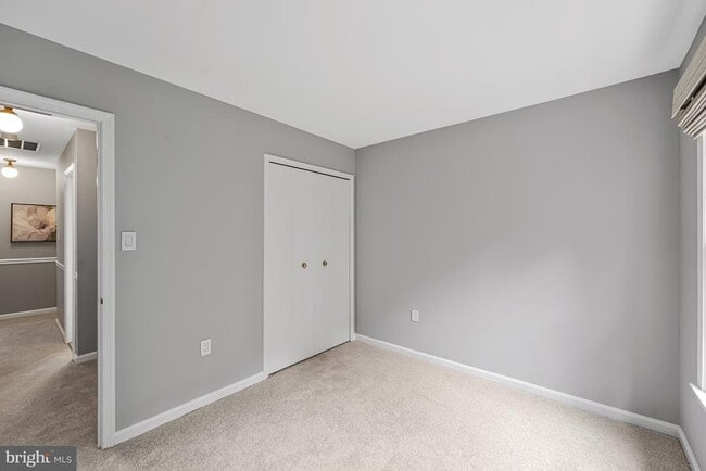 Building Photo - 5308 Hexagon Pl