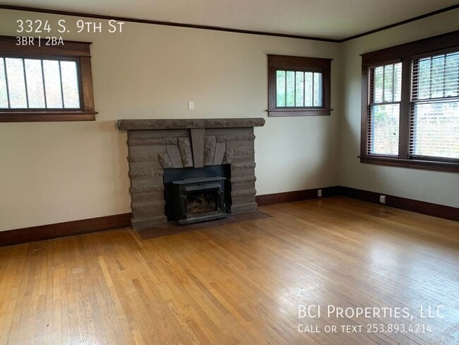 Building Photo - 3324 S 9th St