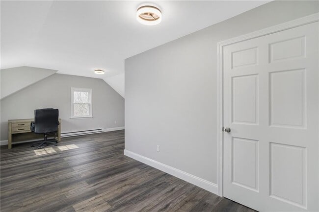 Building Photo - 53 River Run