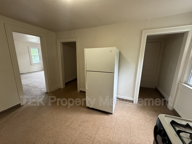 Building Photo - 429 Orange St