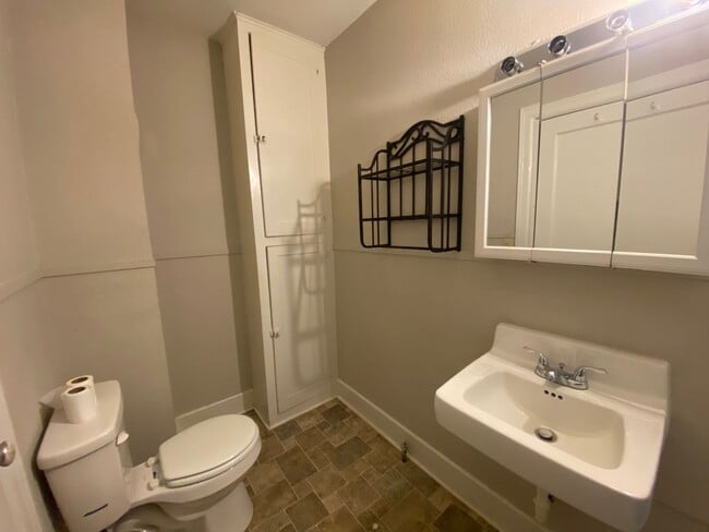 Building Photo - Coming soon! 1 Bedroom Apartment for Rent ...