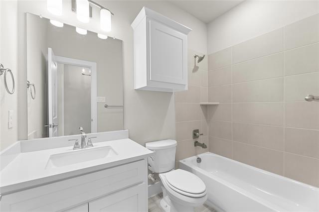 Building Photo - 3853 Solebay Ct