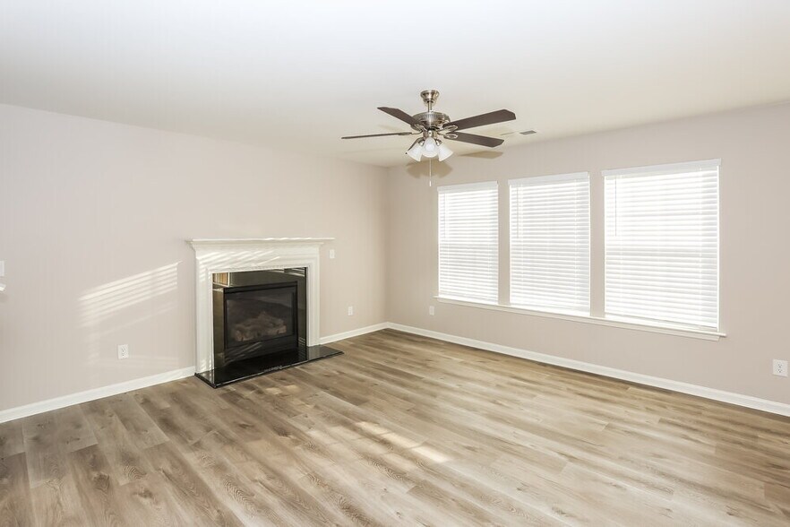 Building Photo - 2012 Quill Ct