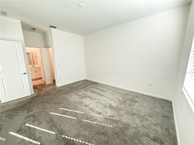 Building Photo - 6300 Chirpine Ln