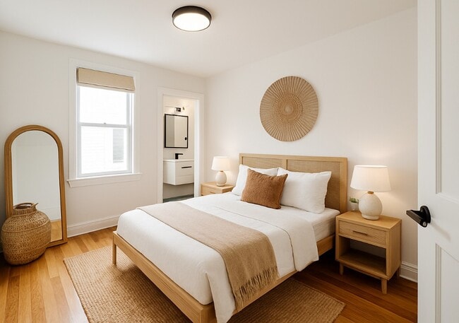 Building Photo - 915 S 900 E