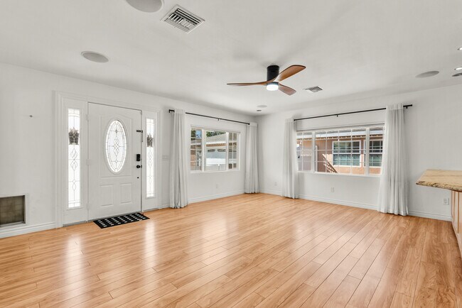 Building Photo - 4576 Adam Rd