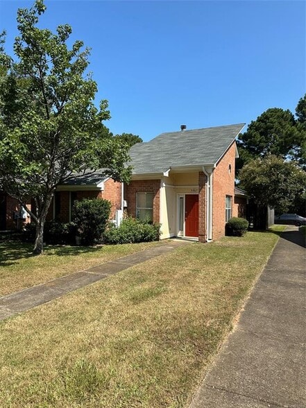Primary Photo - 5967 Carmel Dr