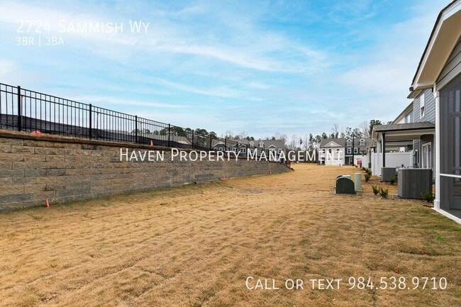 Building Photo - 2724 Sammish Way