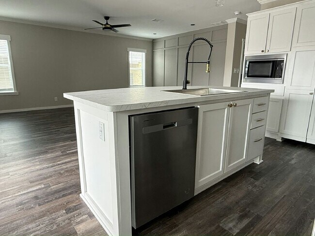 Building Photo - 3519 Campari Dr
