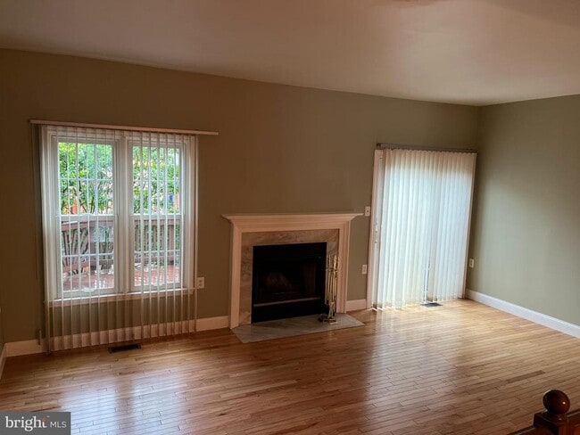 Building Photo - 6106 Talavera Ct
