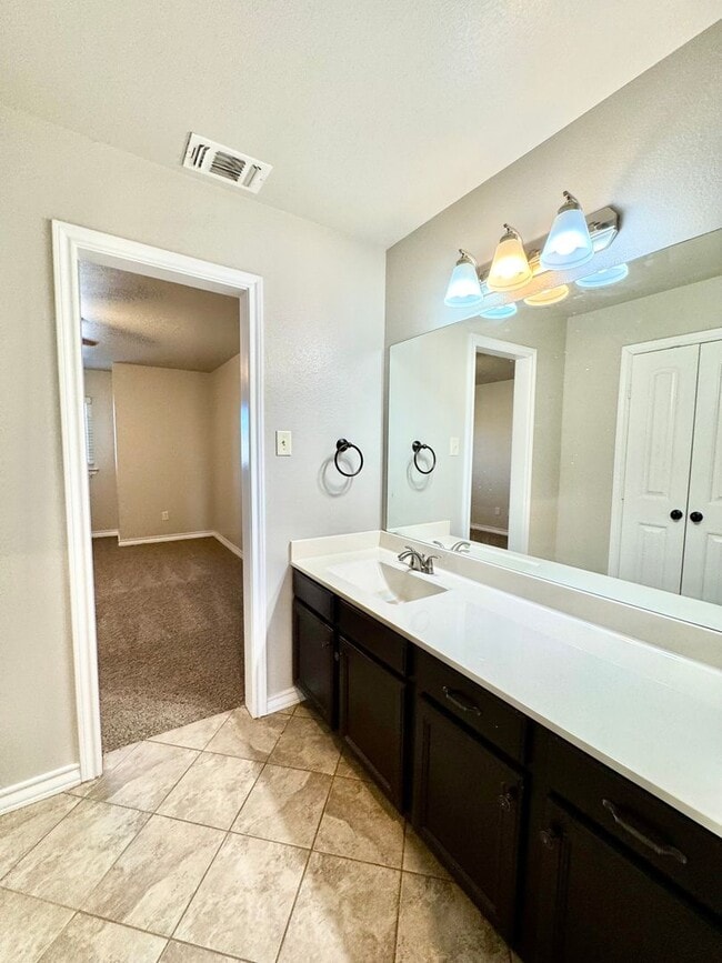 Building Photo - 3 bed 2.5 bath - Cooper ISD