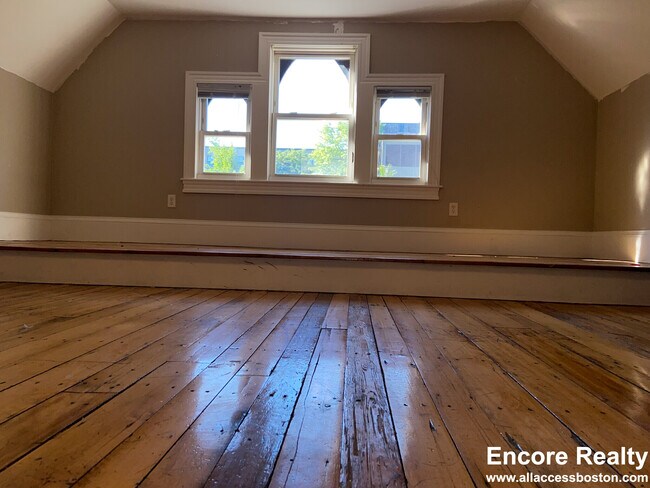 Building Photo - 1 Parker Hill Terrace