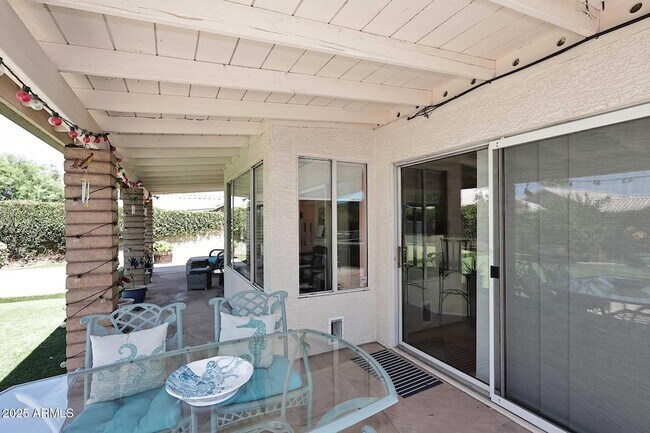 Building Photo - 359 W Brisa Dr