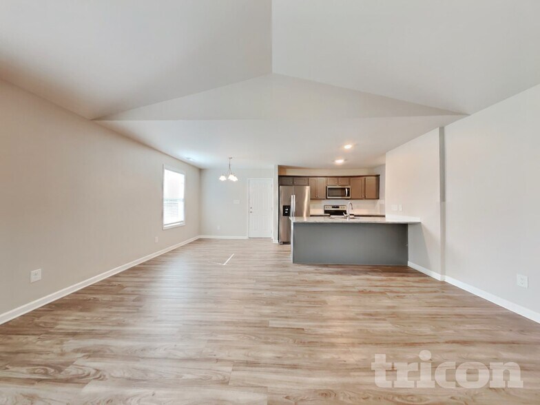 Building Photo - 132 Winter Red Wy