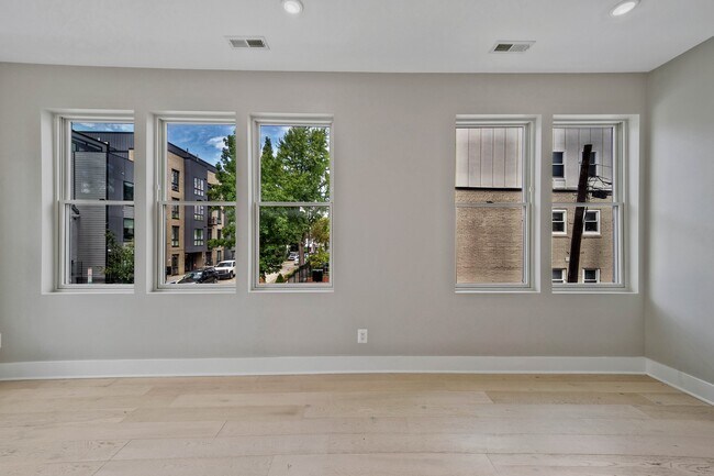 Building Photo - 1638 K St NW