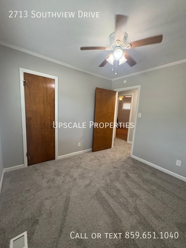 Building Photo - 2713 Southview Dr