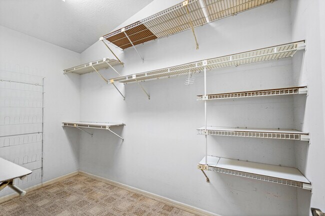 Building Photo - 2041 SE Floresta Dr
