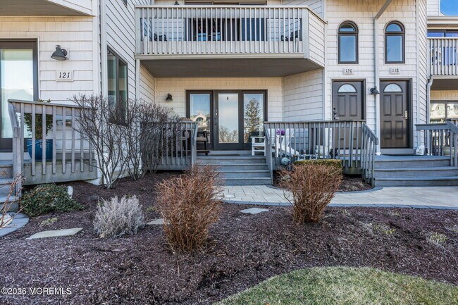 Building Photo - 119 Ashley Ave