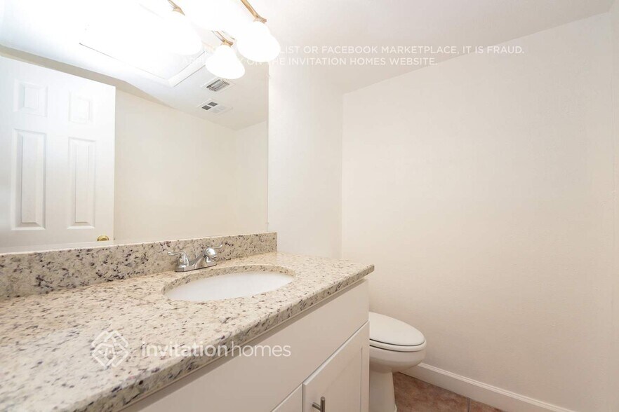 Building Photo - 109 Slade Dr