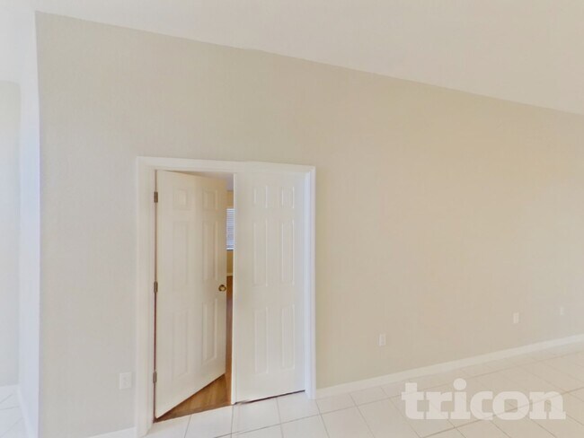 Building Photo - 184 Jennifer Dr