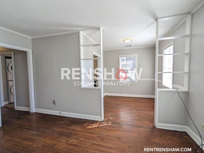 Building Photo - Duplex unit in Desirable Hedgemoor Neighbo...
