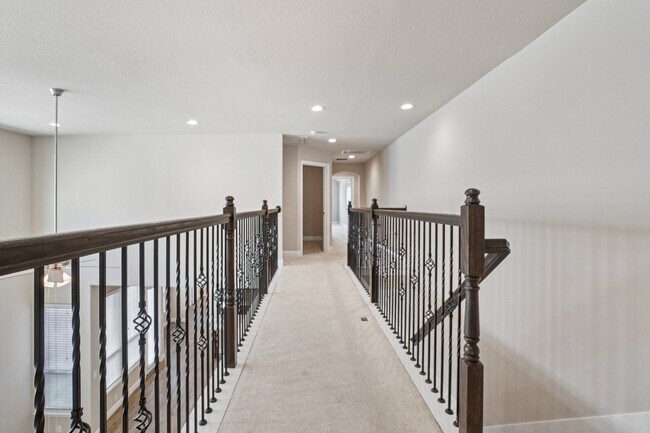 Building Photo - 7305 Rockford Ct