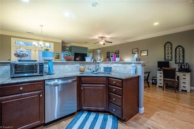 Building Photo - Earn Wealth While Leasing - Like a Homeowner - Lease to Own