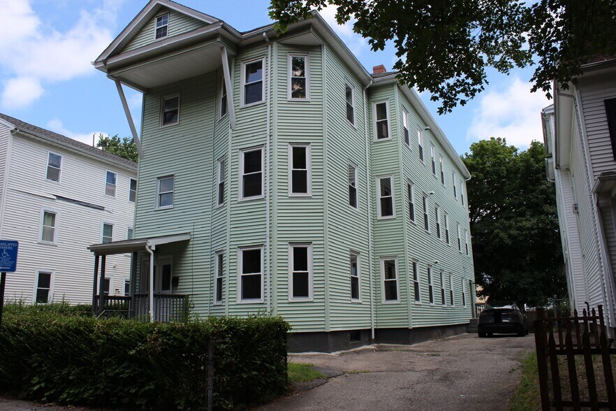 Front - 25 Wyman St