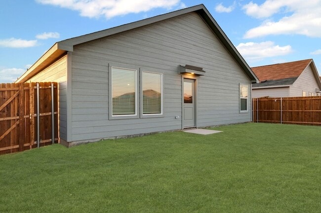 Building Photo - 7913 Rutherford Ln
