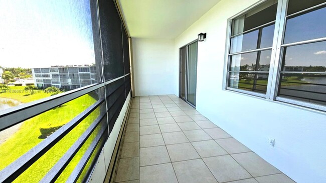 Building Photo - 4034 Exeter