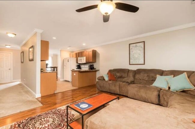 Living room level 2 - 5005 Double Fox Rd
