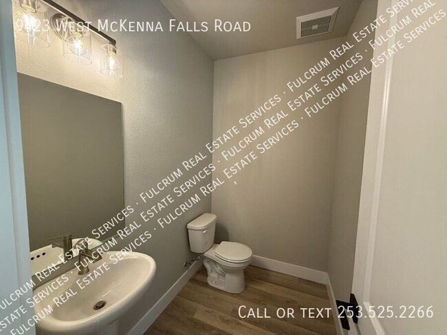 Building Photo - 9423 McKenna Falls Rd W