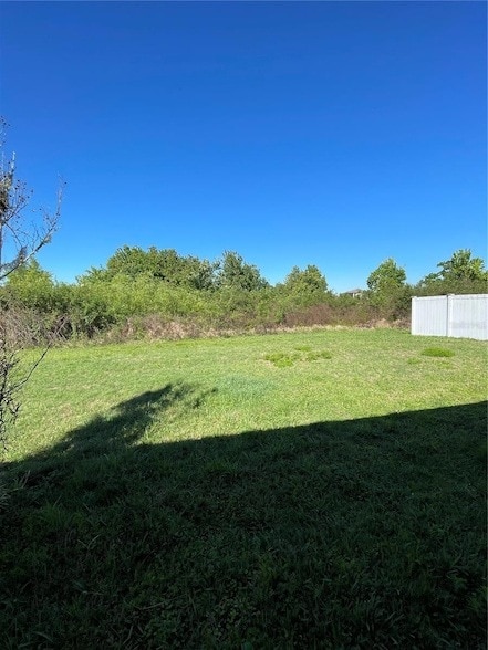 Building Photo - 7445 Tower Bridge Dr