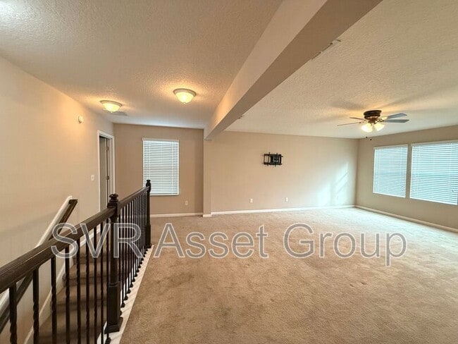 Building Photo - 641 Glendale Ln