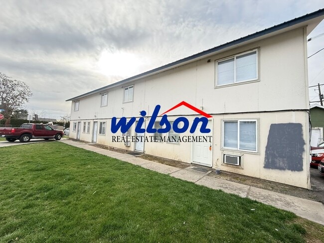 Building Photo - 630 N 5th Ave