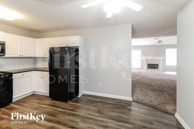 Building Photo - 164 Regency Park Dr